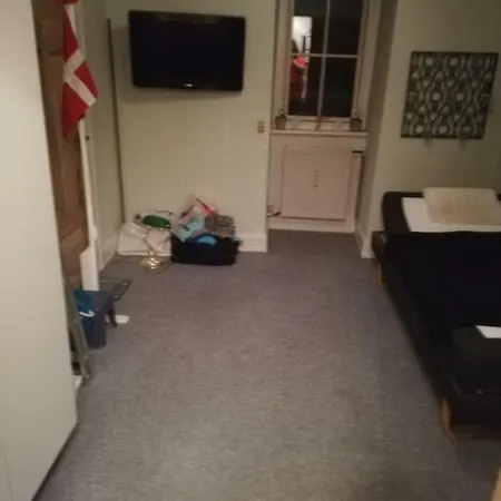 Lejligheden Pa Torvet * 마리보